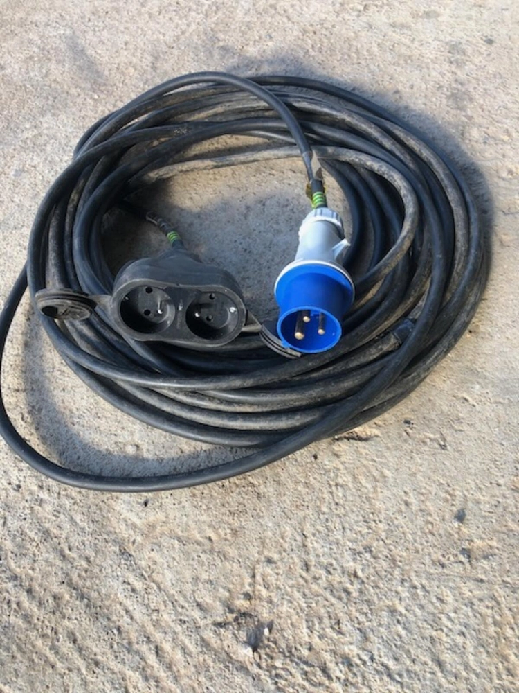 Photo du matériel « Câble  3G 2.5 x 25 m (TA48PB) »